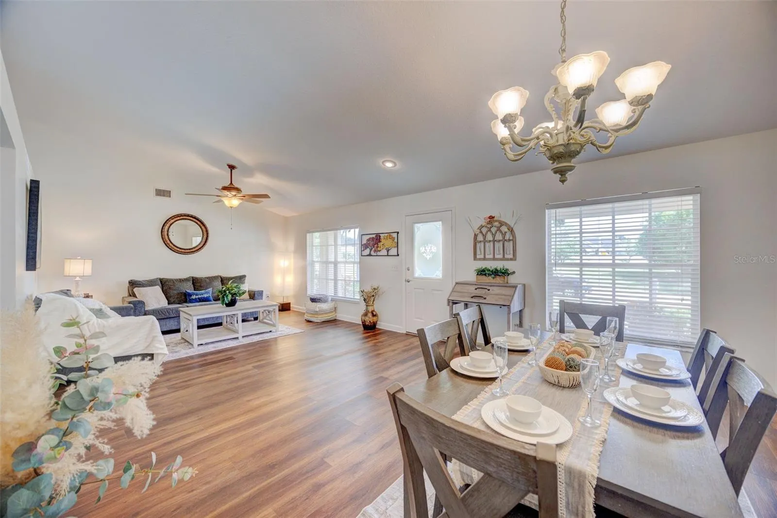 2906 CLOVERFIELD LN