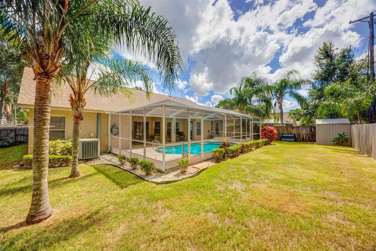 2906 CLOVERFIELD LN
