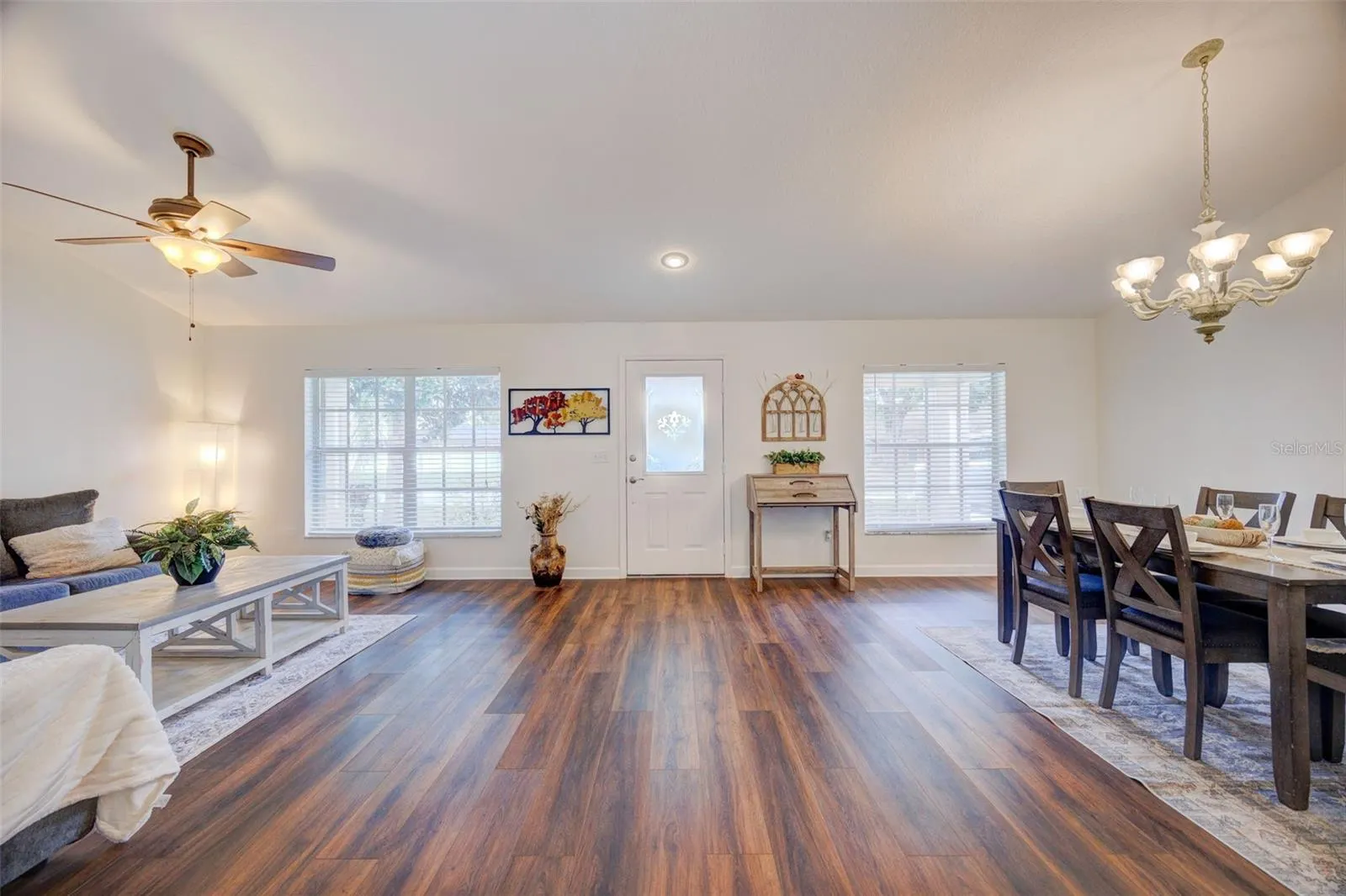 2906 CLOVERFIELD LN