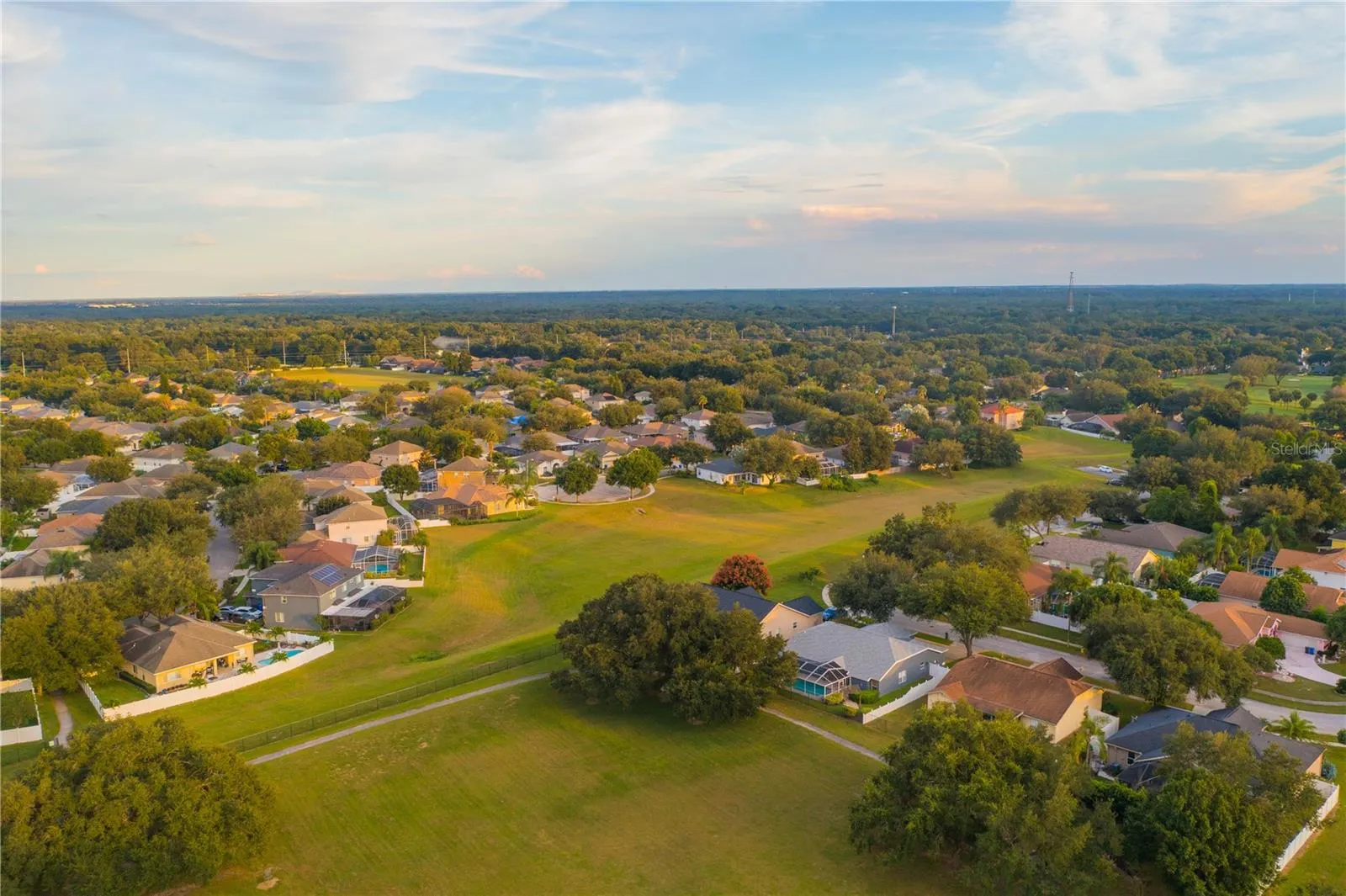 2906 CLOVERFIELD LN