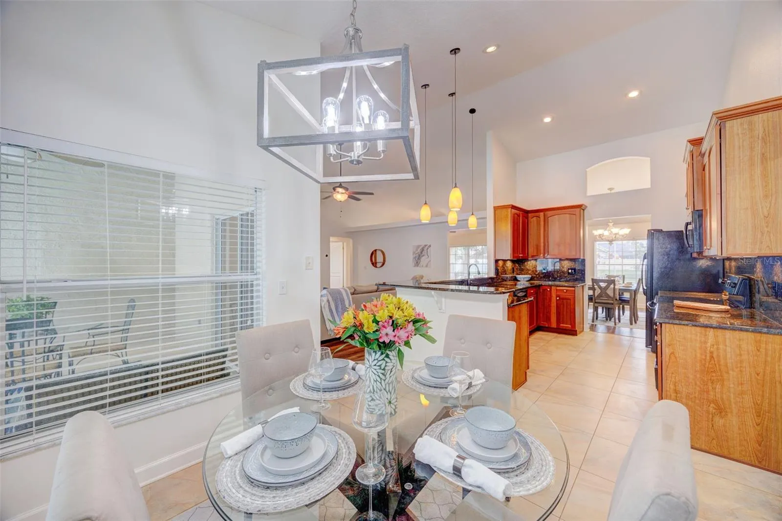 2906 CLOVERFIELD LN