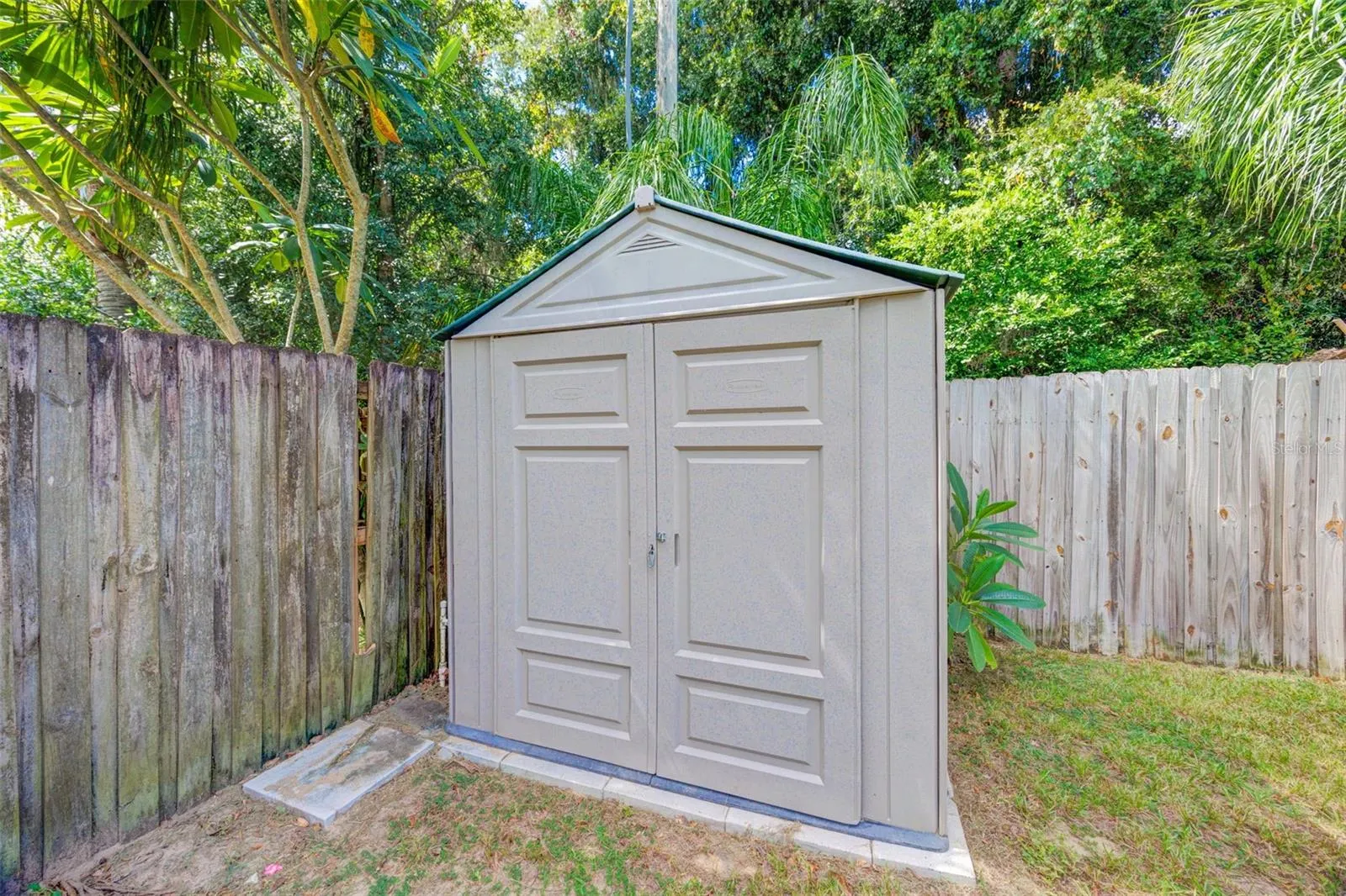 2906 CLOVERFIELD LN