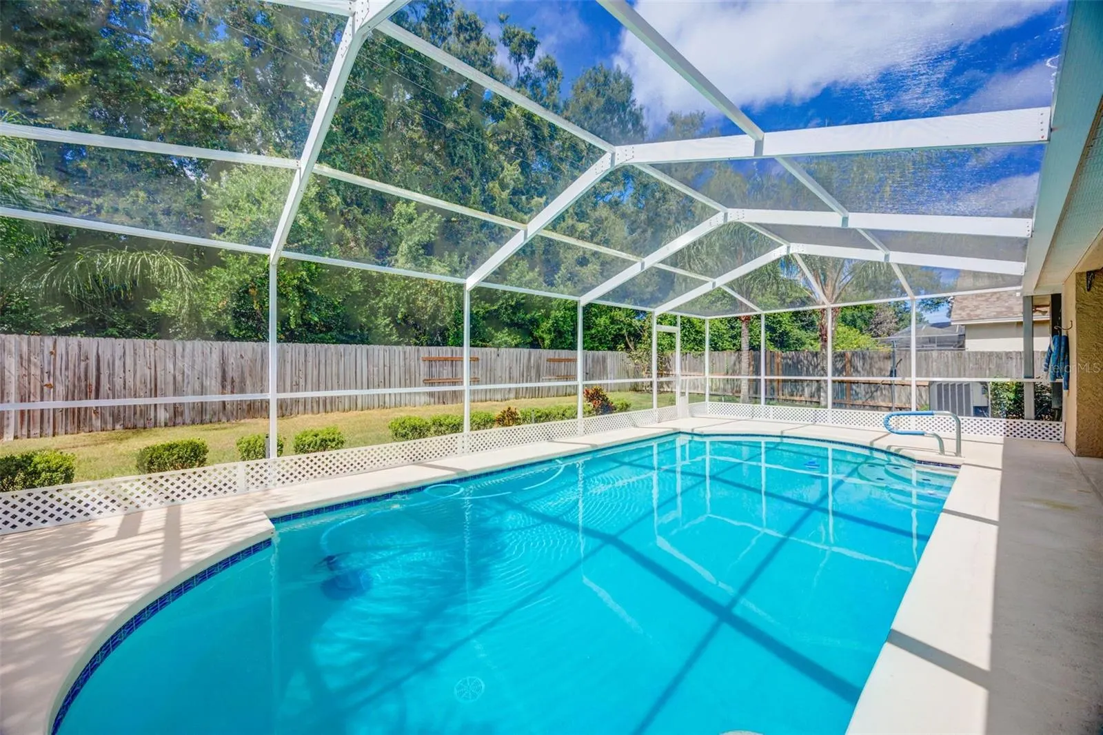 2906 CLOVERFIELD LN