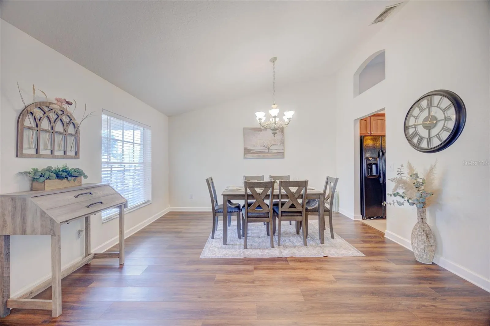 2906 CLOVERFIELD LN