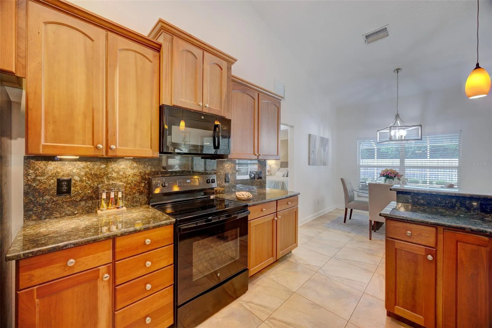 2906 CLOVERFIELD LN