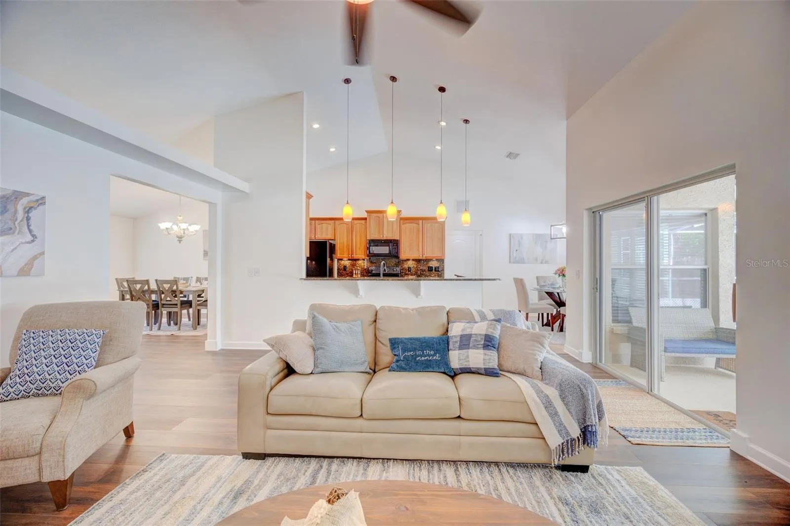 2906 CLOVERFIELD LN