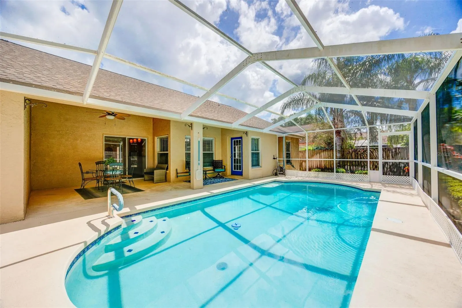 2906 CLOVERFIELD LN