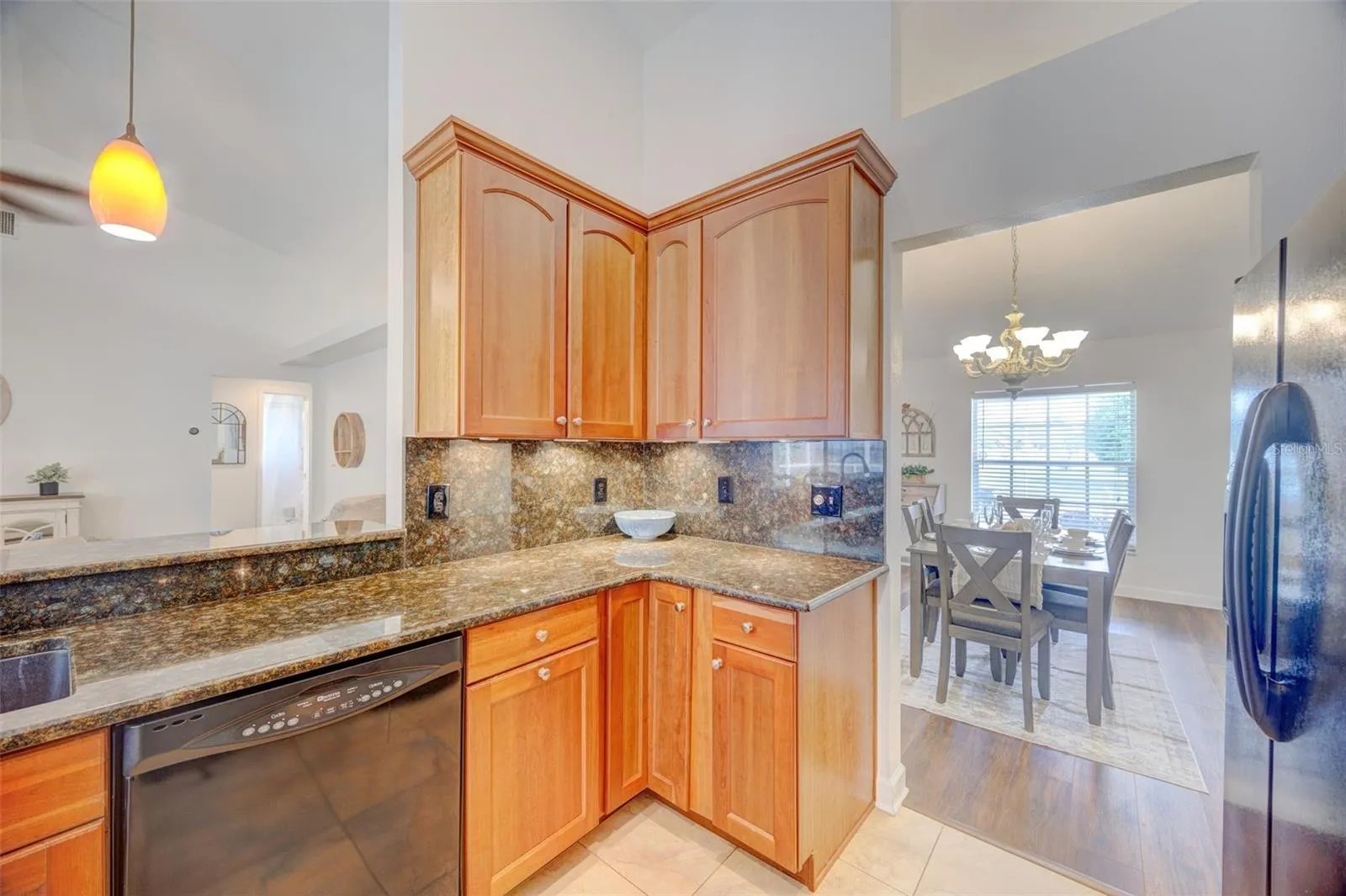 2906 CLOVERFIELD LN