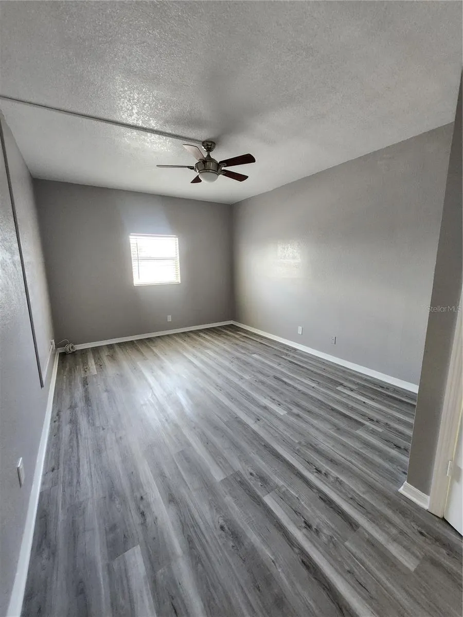 5541 BAY BLVD #403, #403