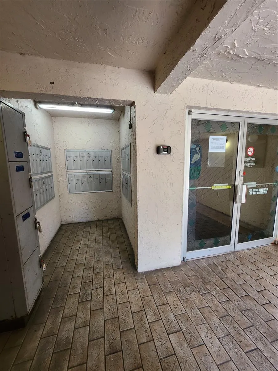 5541 BAY BLVD #403, #403