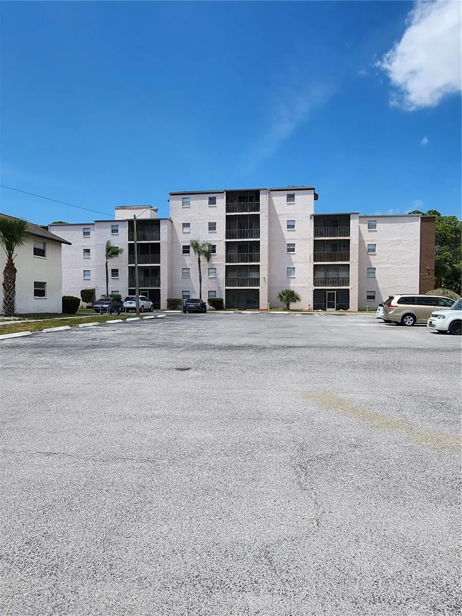 5541 BAY BLVD #403, #403