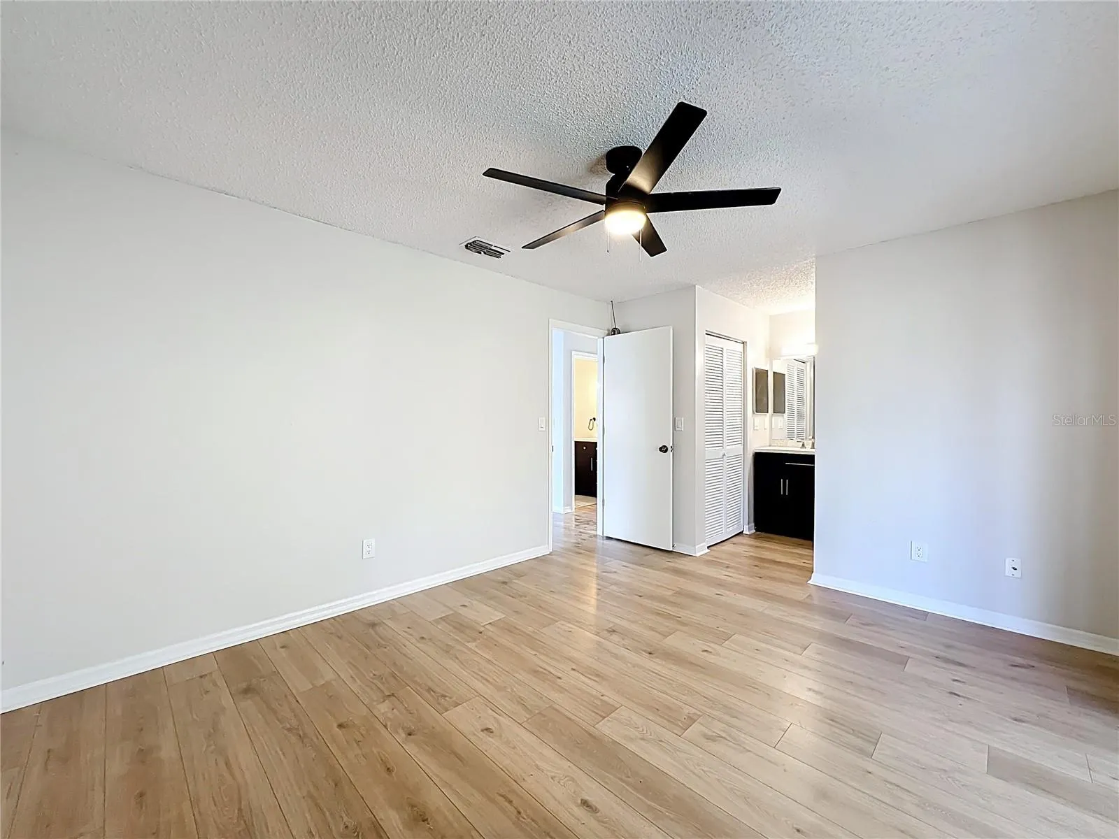 1734 PINECONE WAY