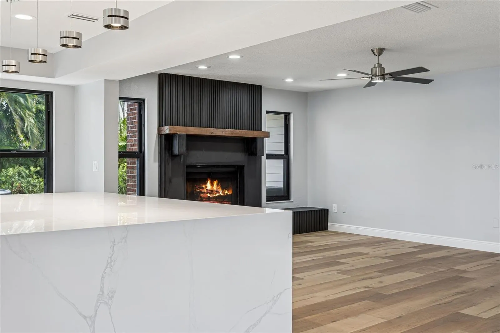 769 KINGSTON CT