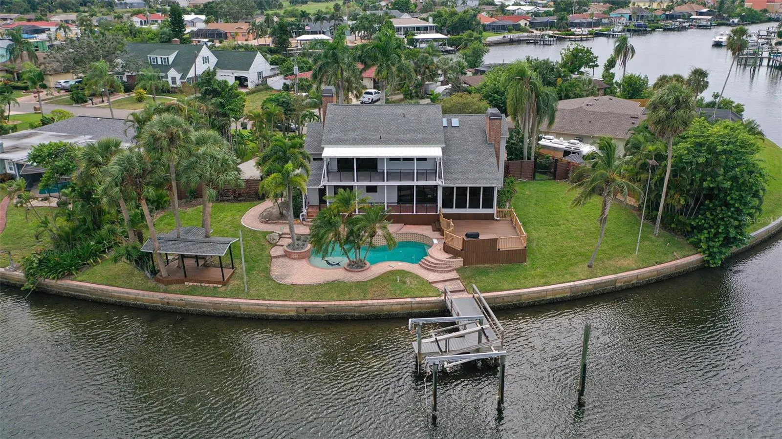 769 KINGSTON CT