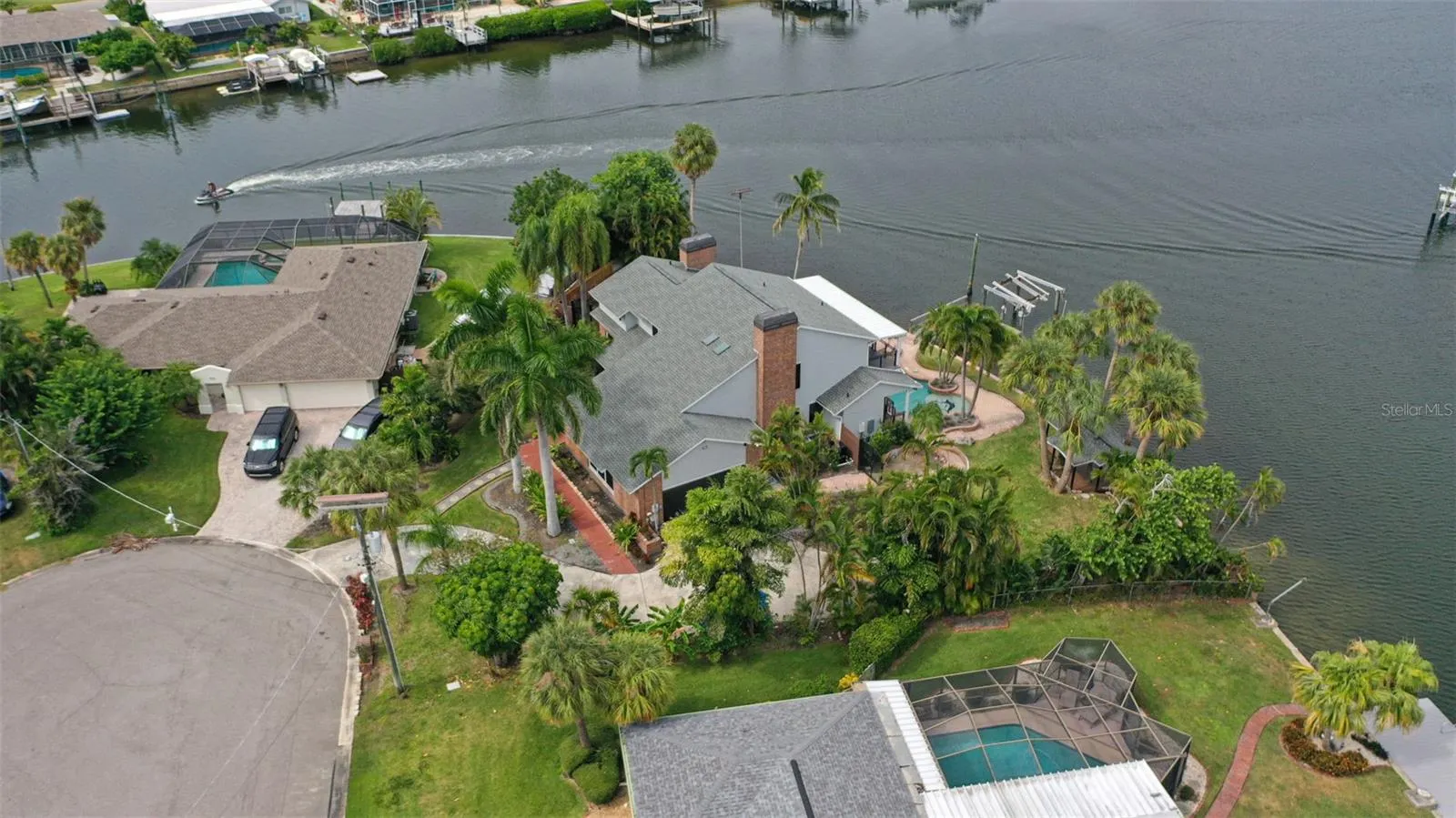 769 KINGSTON CT