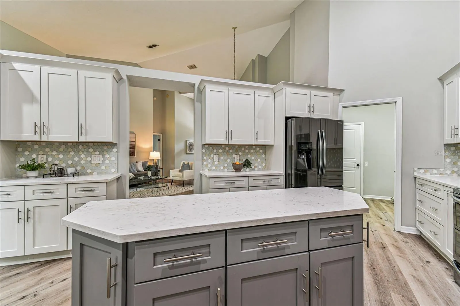 4933 EBENSBURG DR