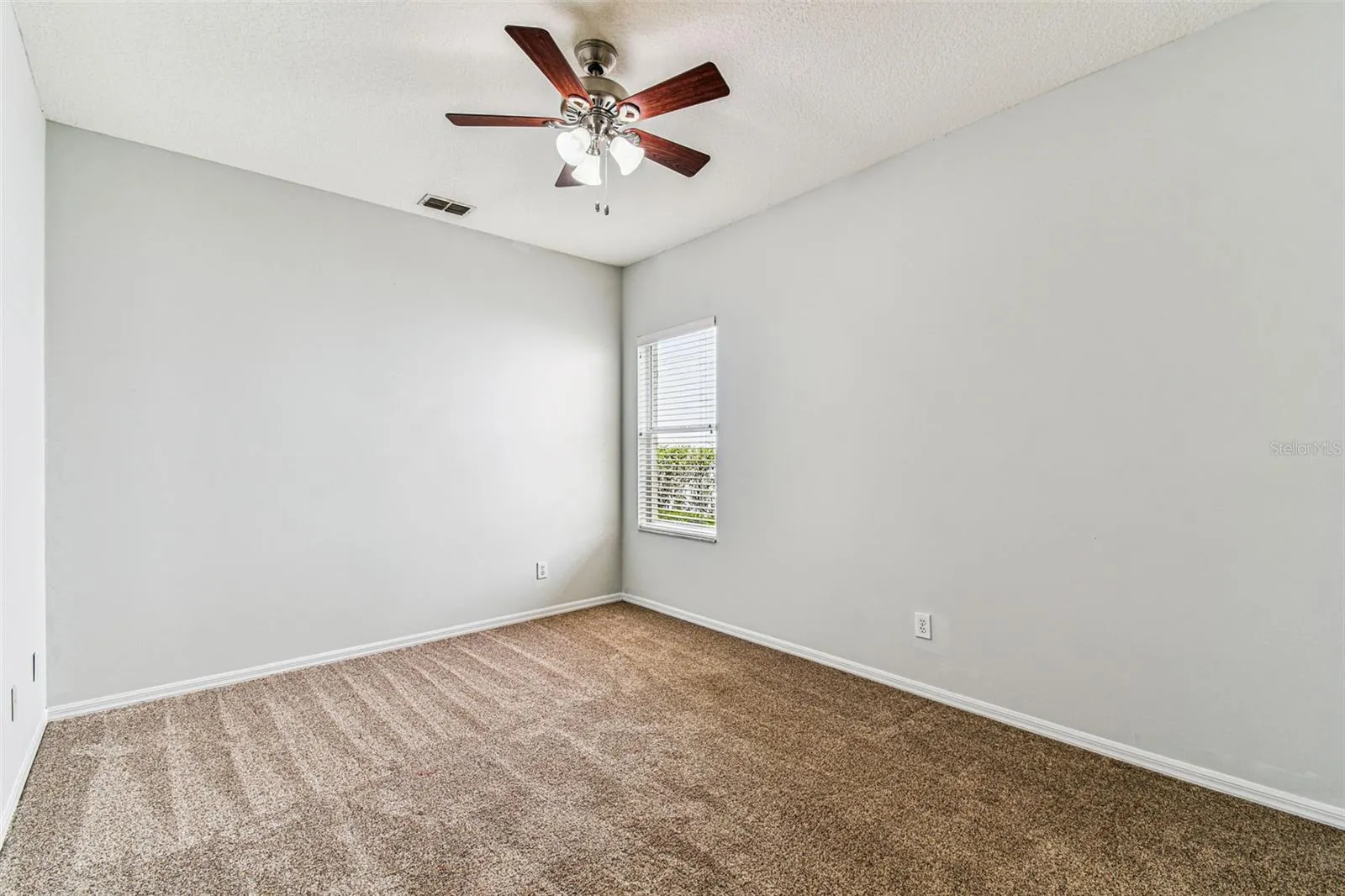 4933 EBENSBURG DR