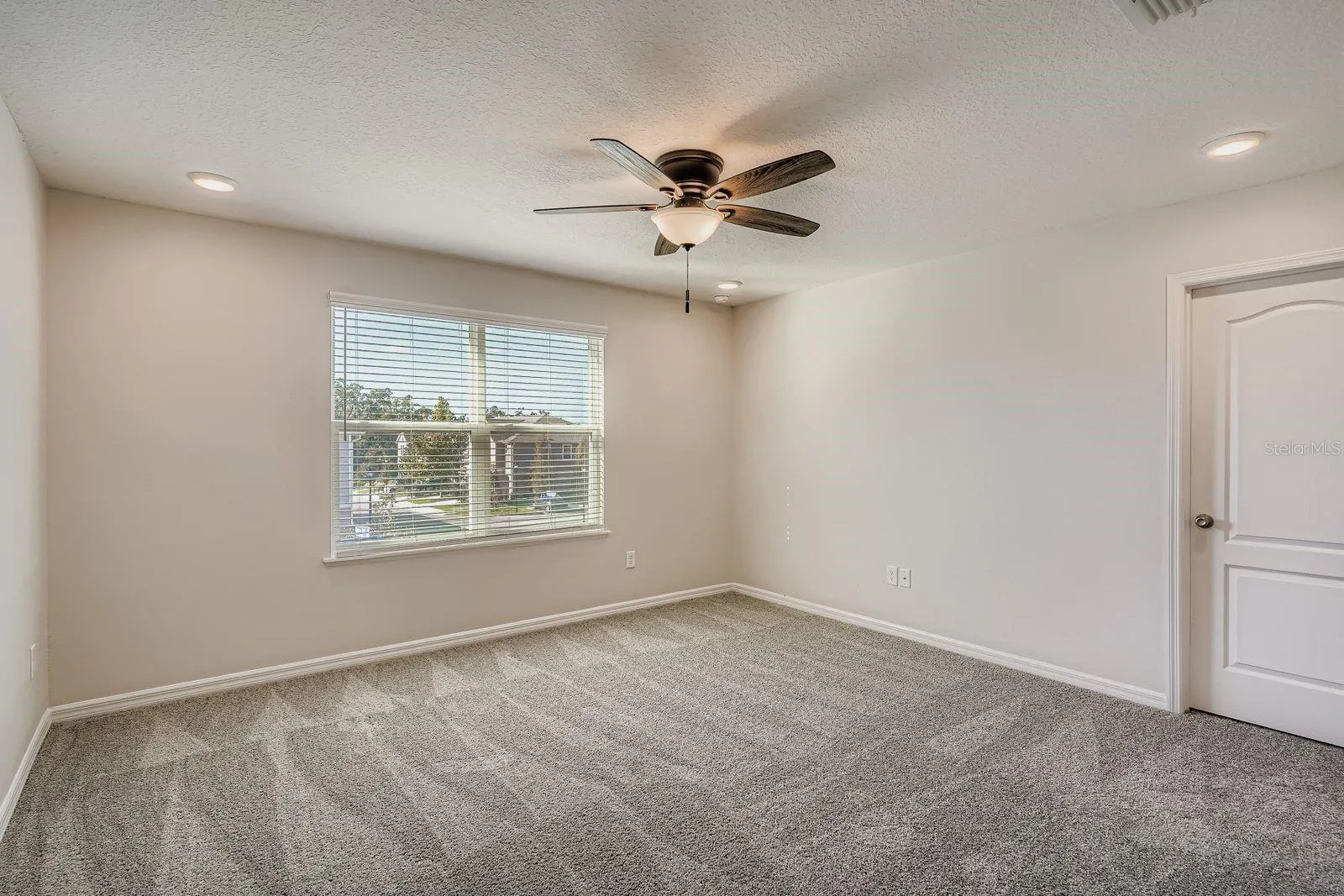 10906 LITTLE FLOWER AVE