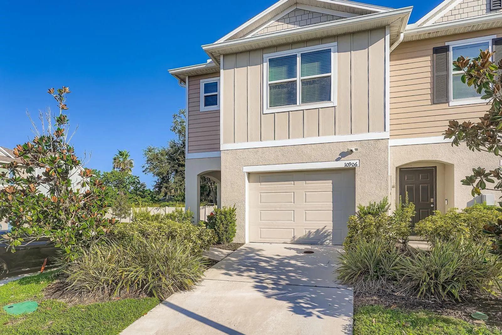 10906 LITTLE FLOWER AVE