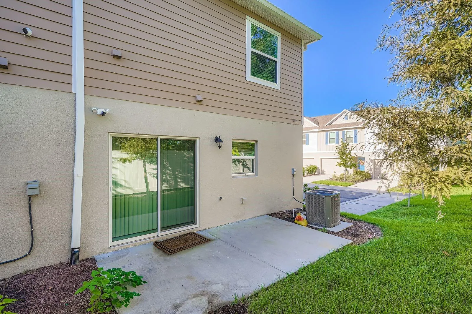 10906 LITTLE FLOWER AVE