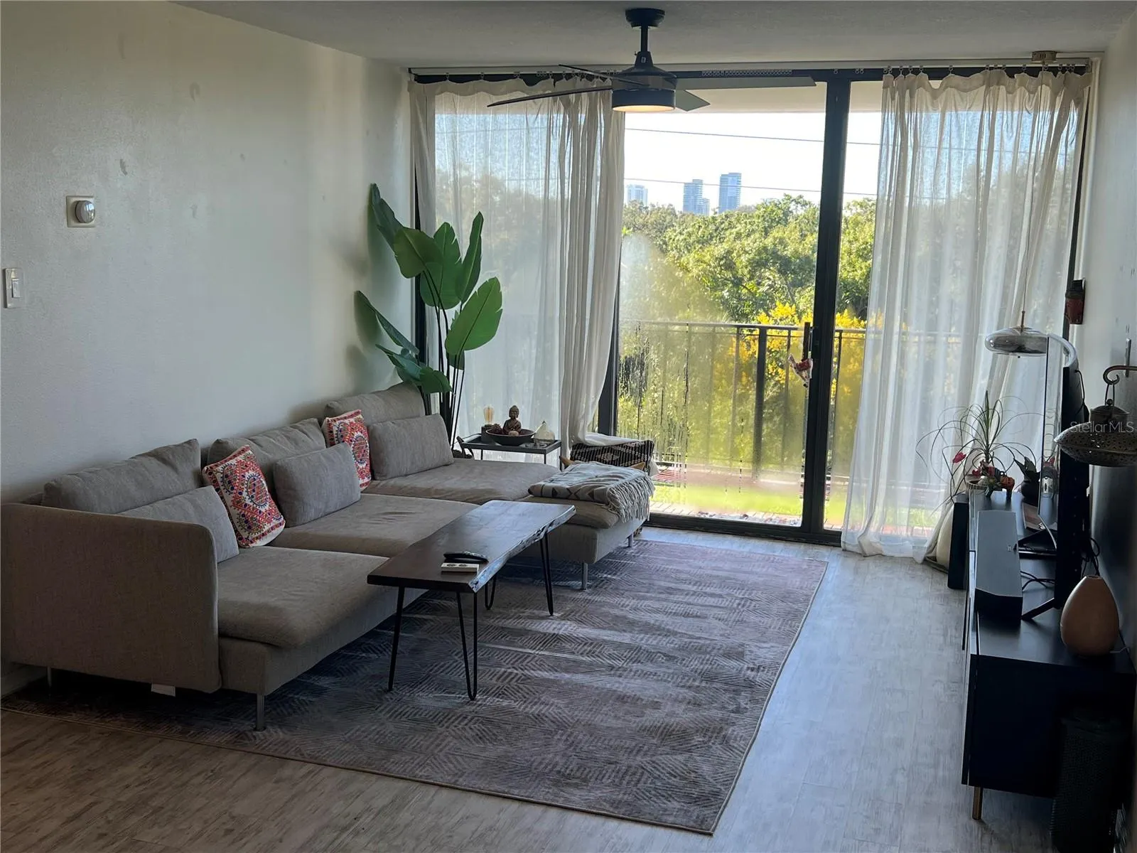 3211 W SWANN AVE #506, #506