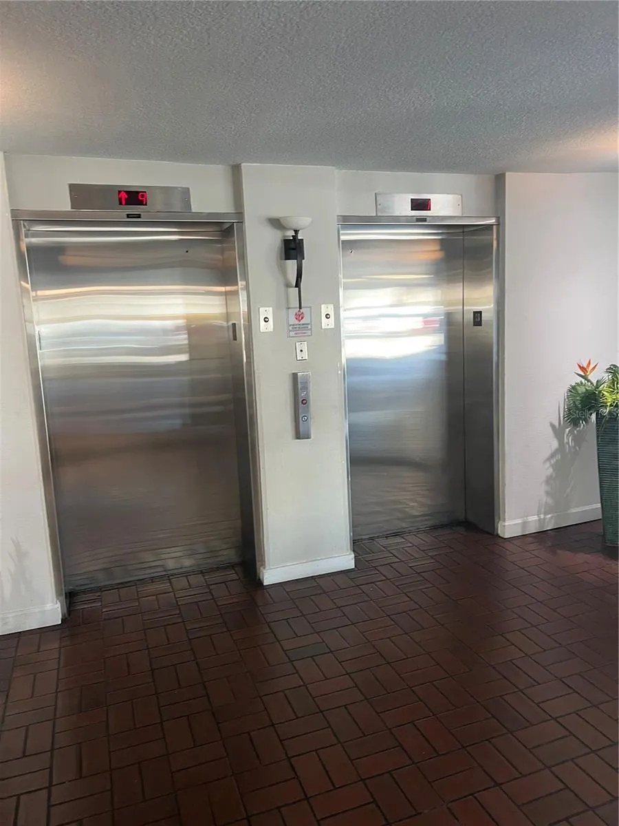 3211 W SWANN AVE #506, #506