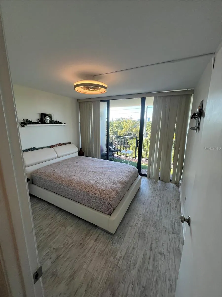 3211 W SWANN AVE #506, #506