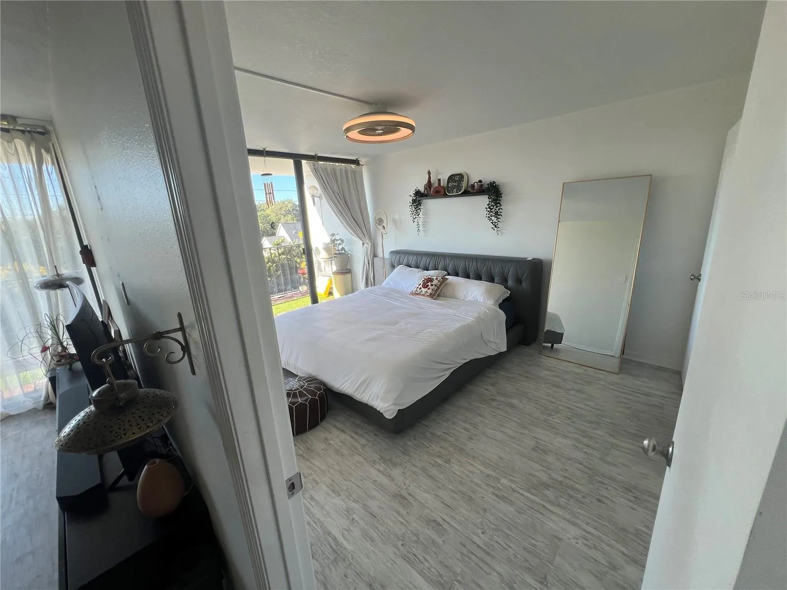 3211 W SWANN AVE #506, #506