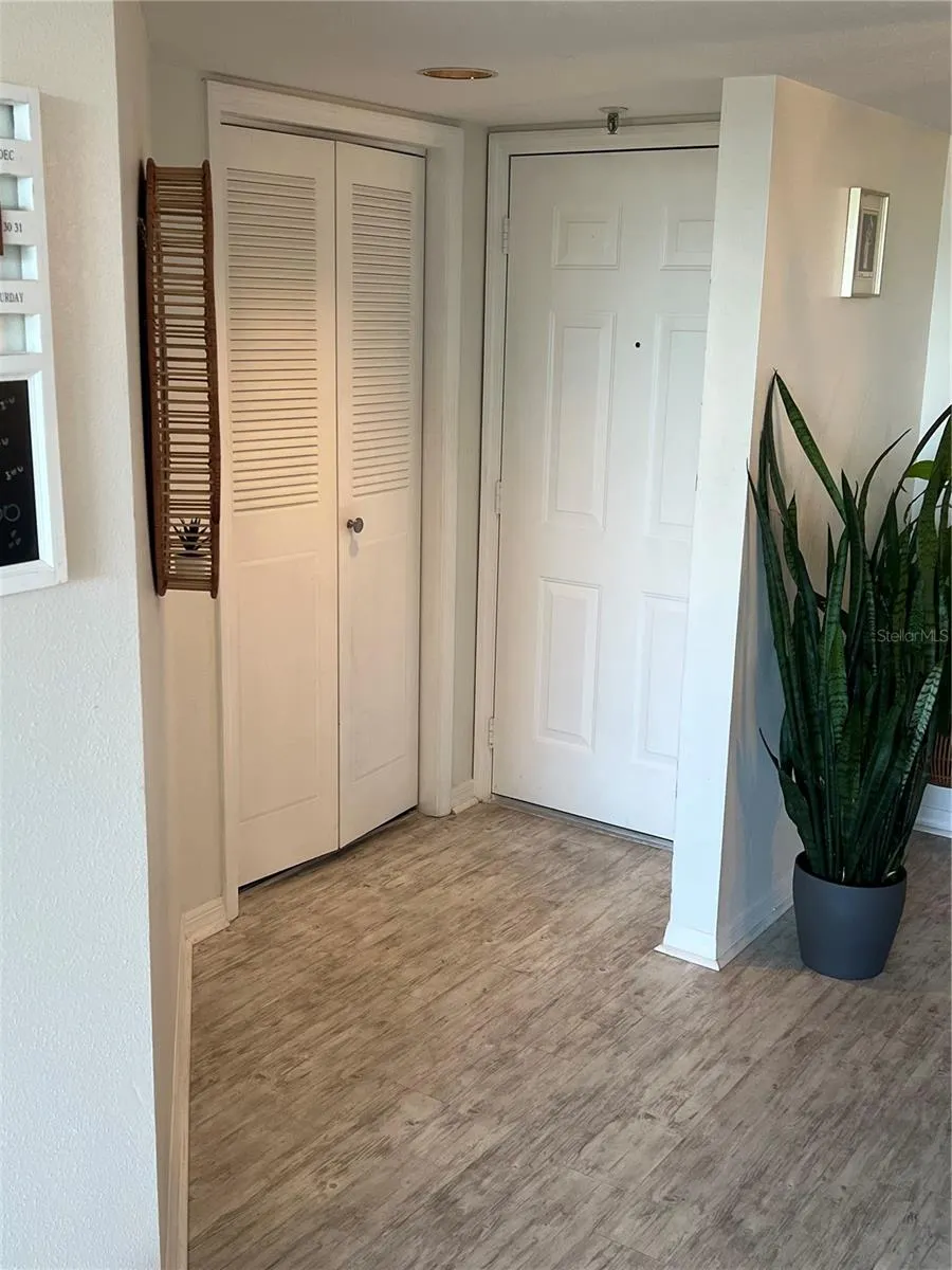 3211 W SWANN AVE #506, #506