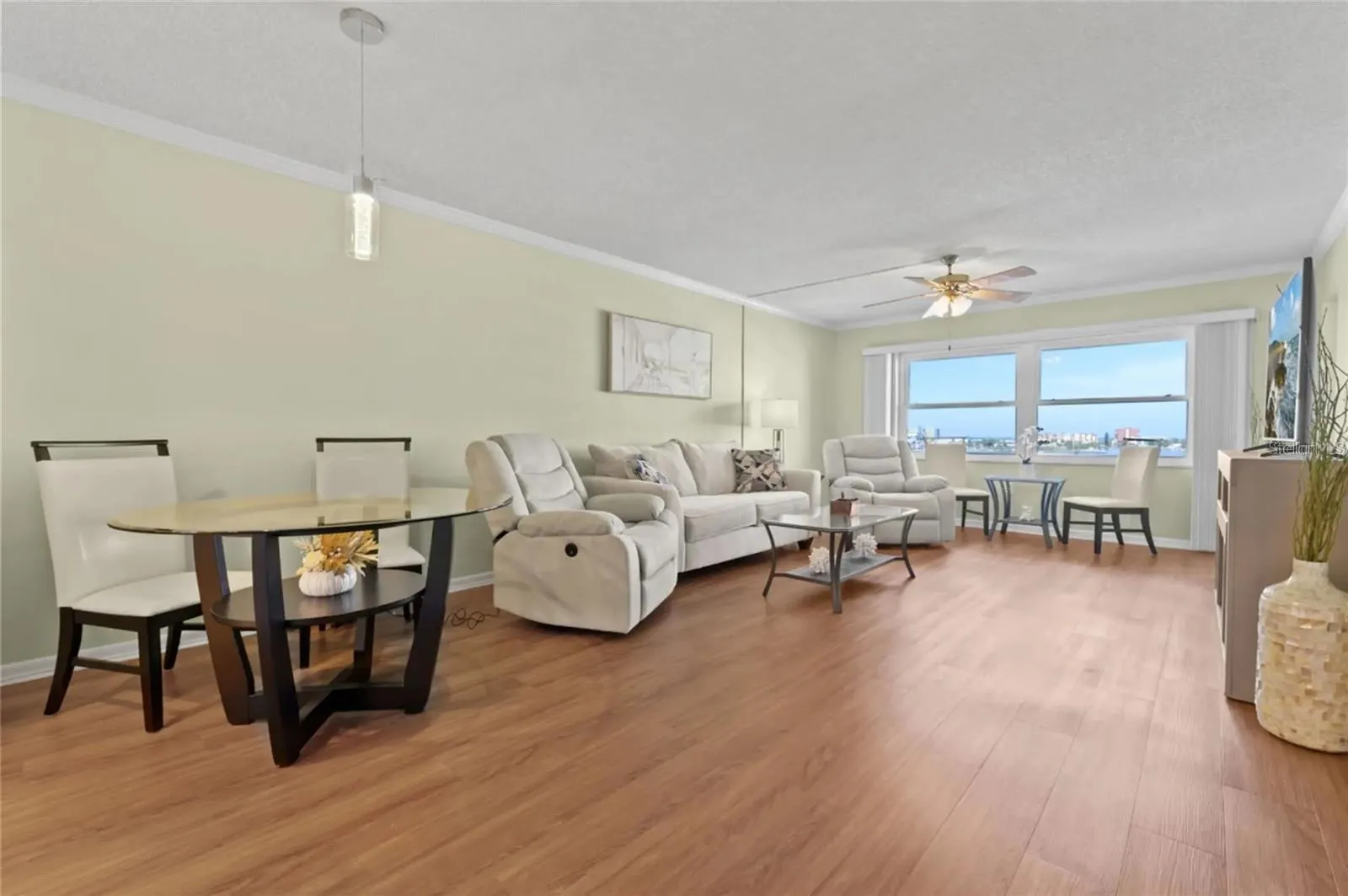 4550 COVE CIR #704, #704