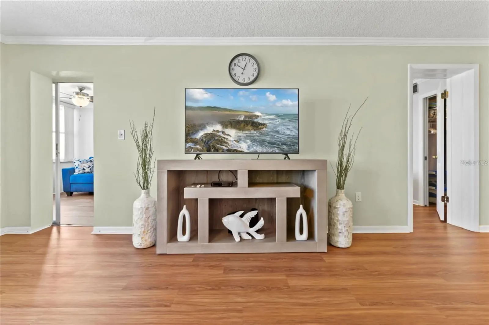 4550 COVE CIR #704, #704