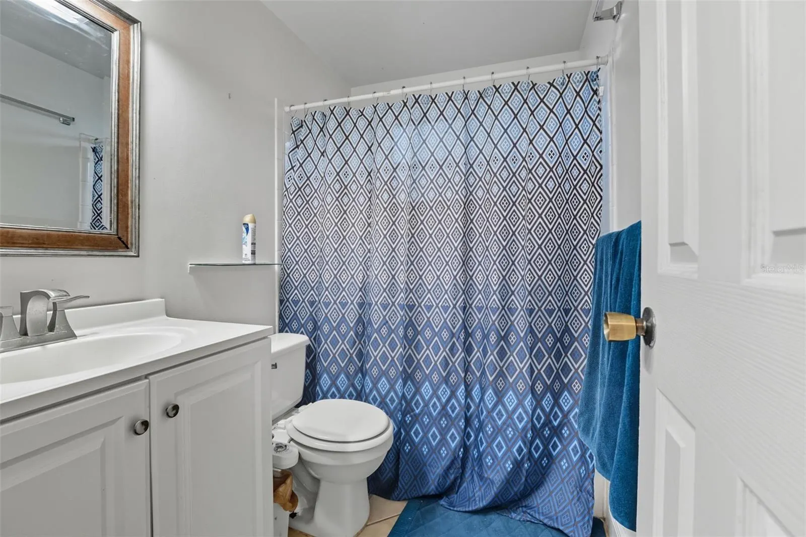 7923 WOODVINE CIR
