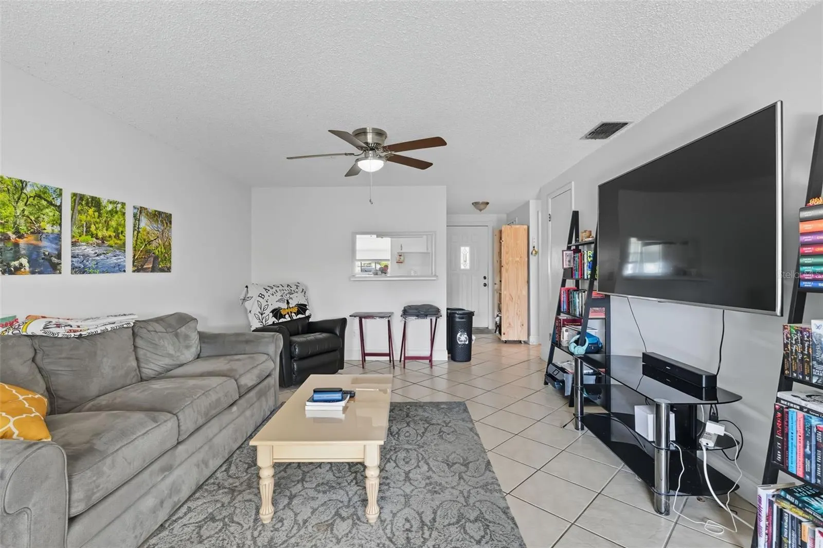 7923 WOODVINE CIR