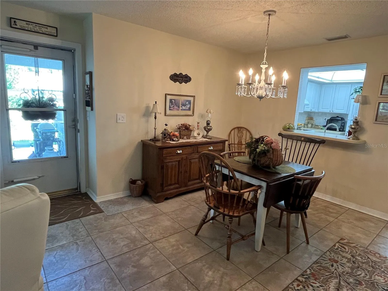 2104 HEREFORD DR #2104, #2104