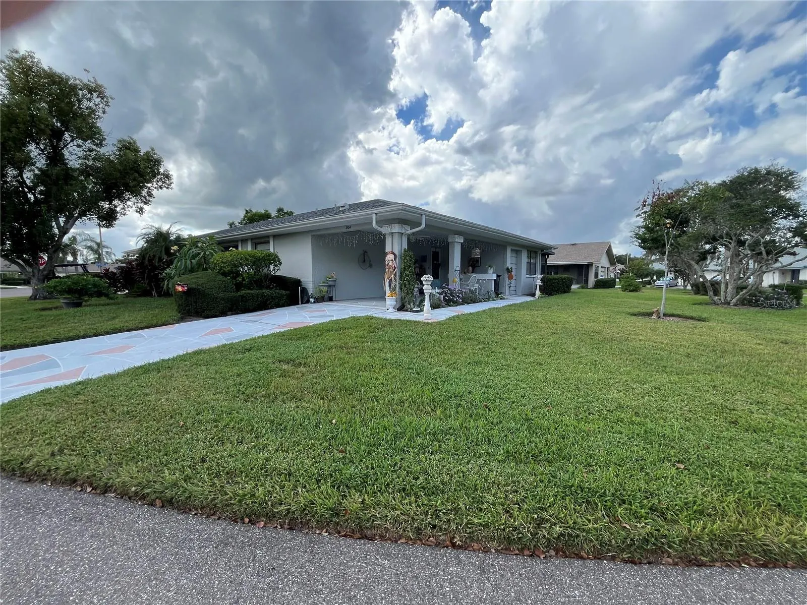 2104 HEREFORD DR #2104, #2104