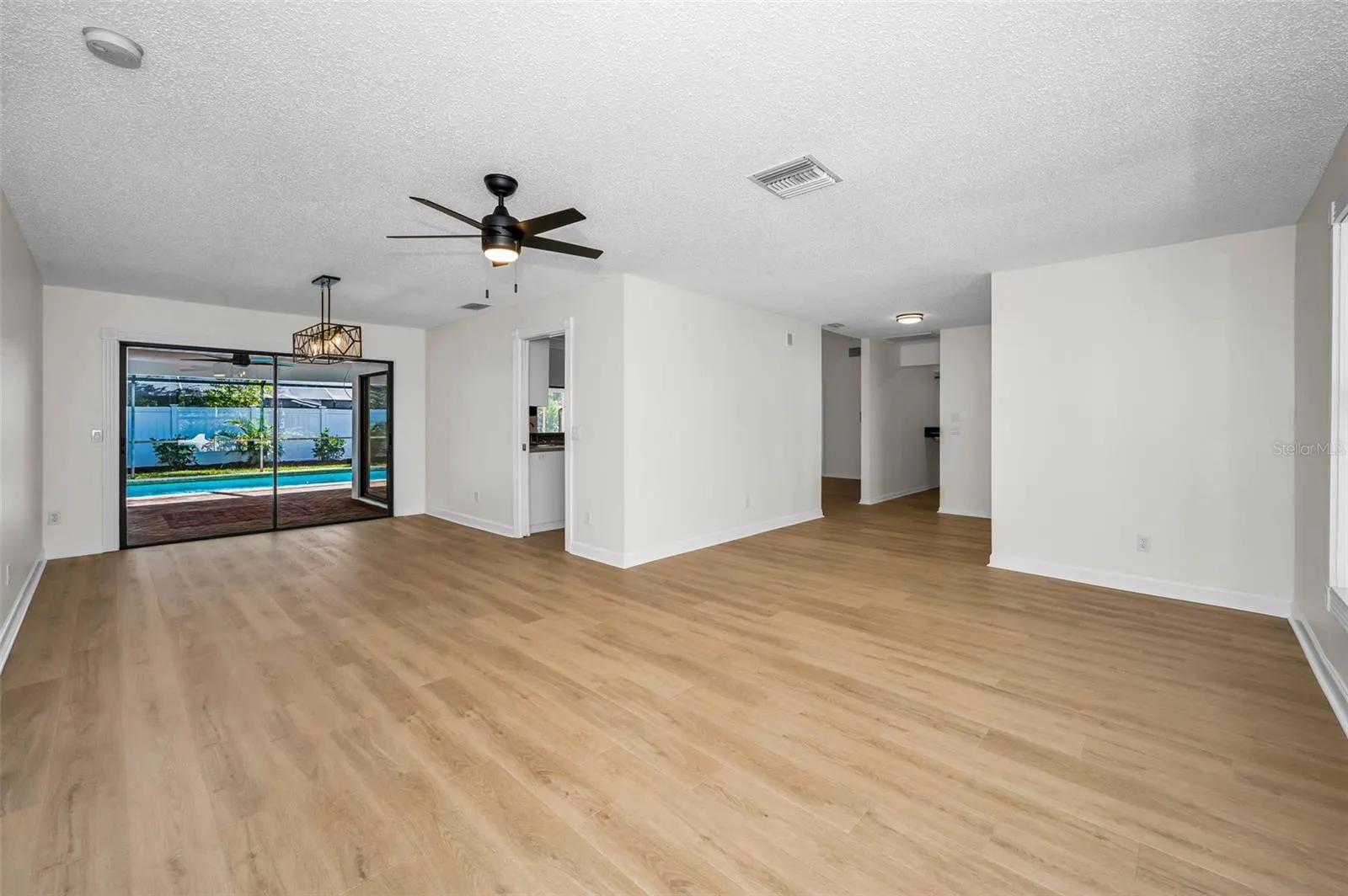 1000 WEXFORD LEAS BLVD