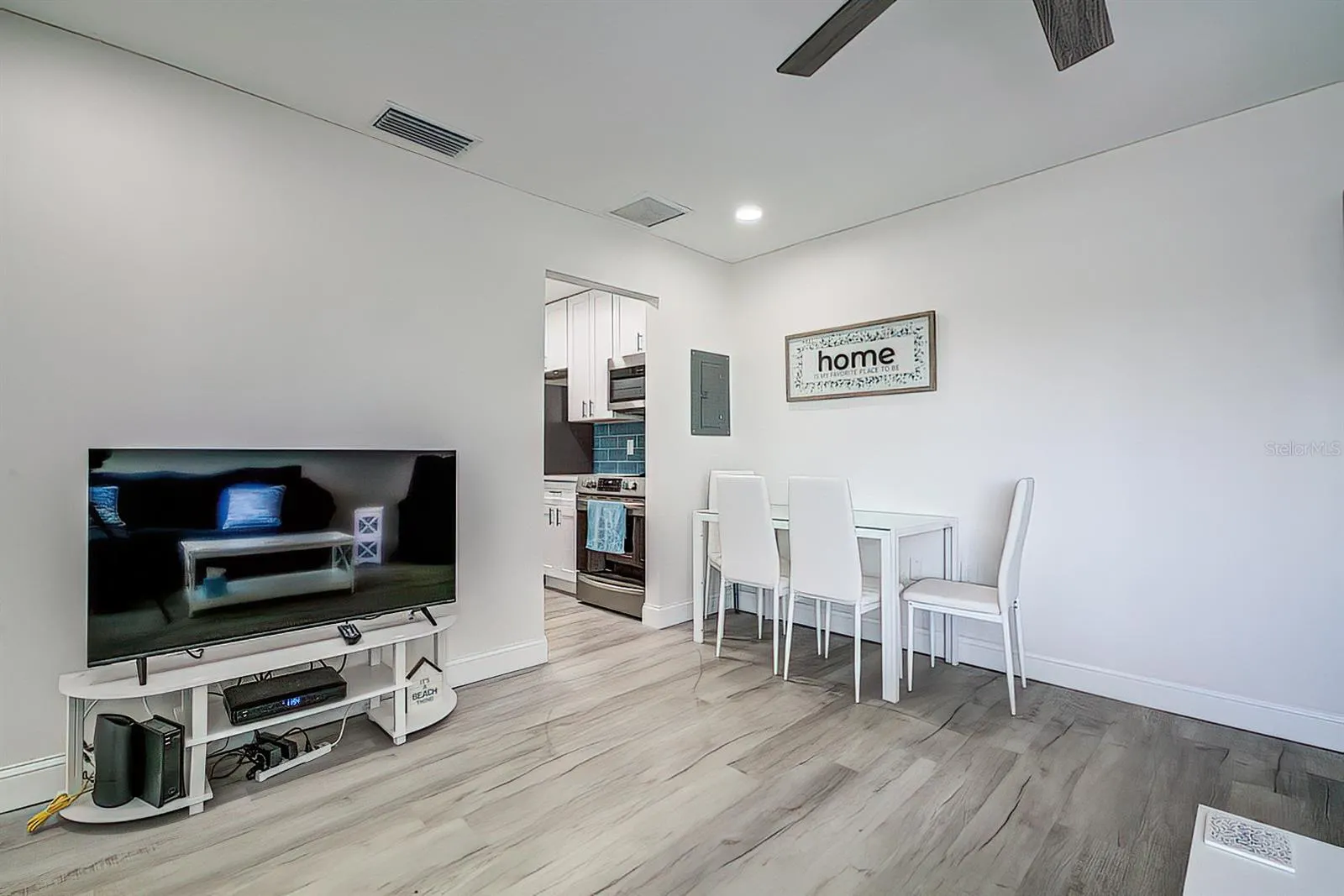 161 MEDALLION BLVD #E, #E
