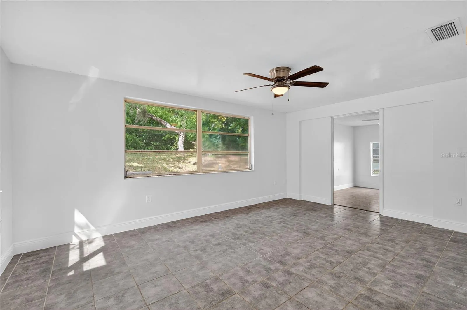 12111 CAMP CREEK LN