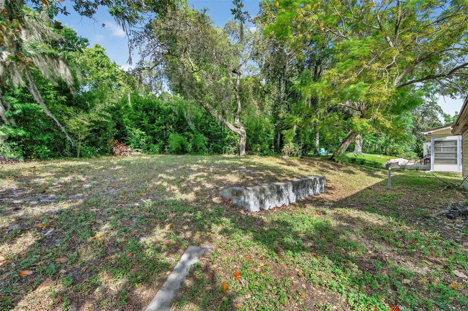 12111 CAMP CREEK LN