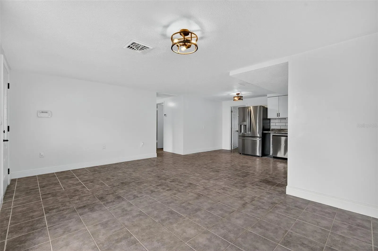 12111 CAMP CREEK LN