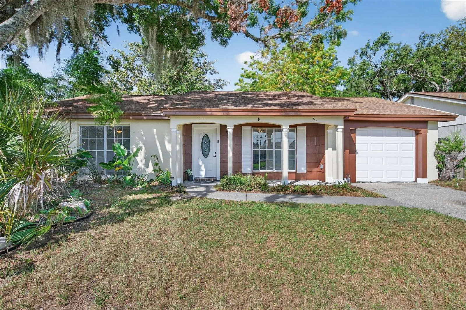 12111 CAMP CREEK LN