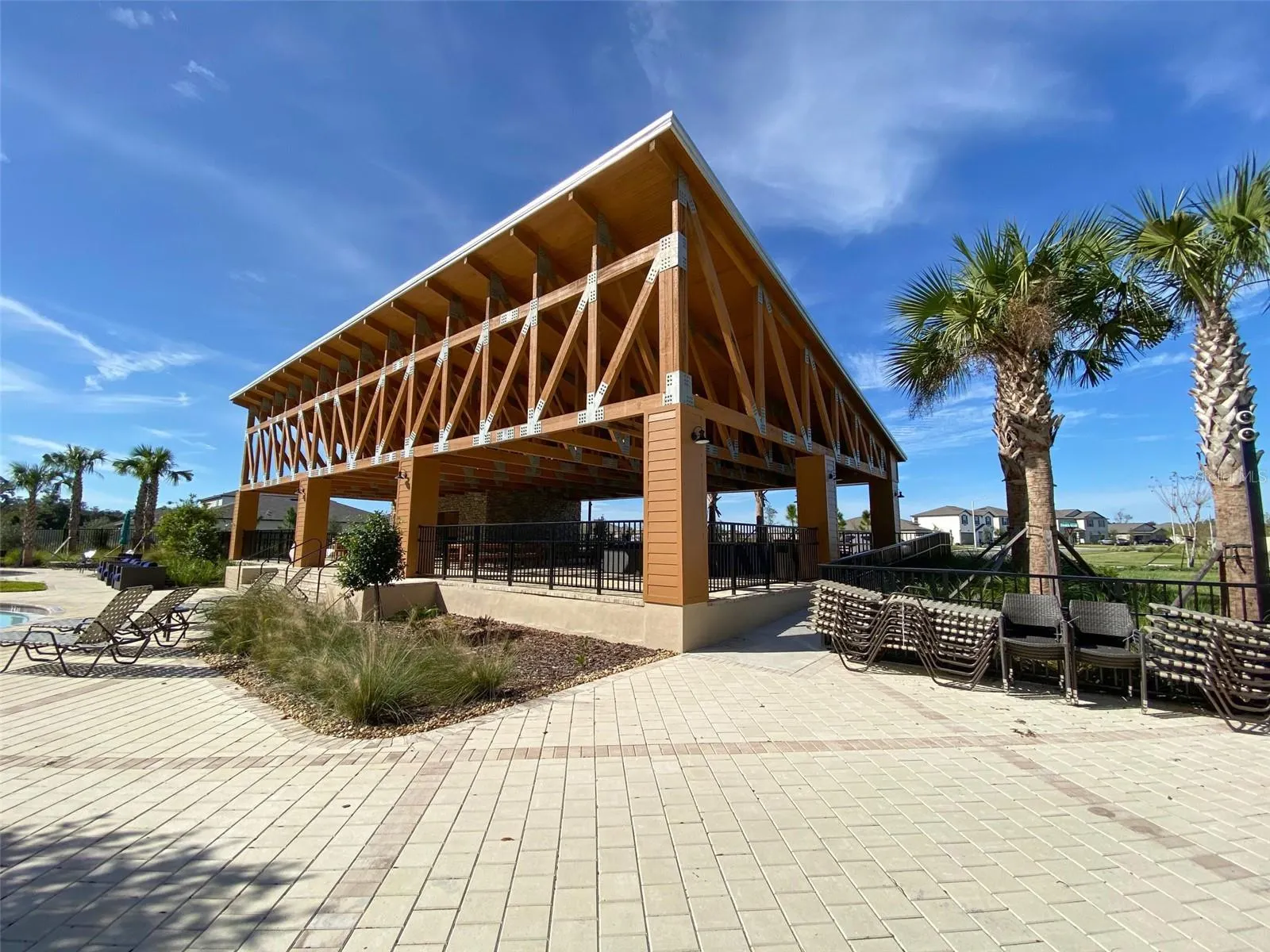 4124 HANOVER DR