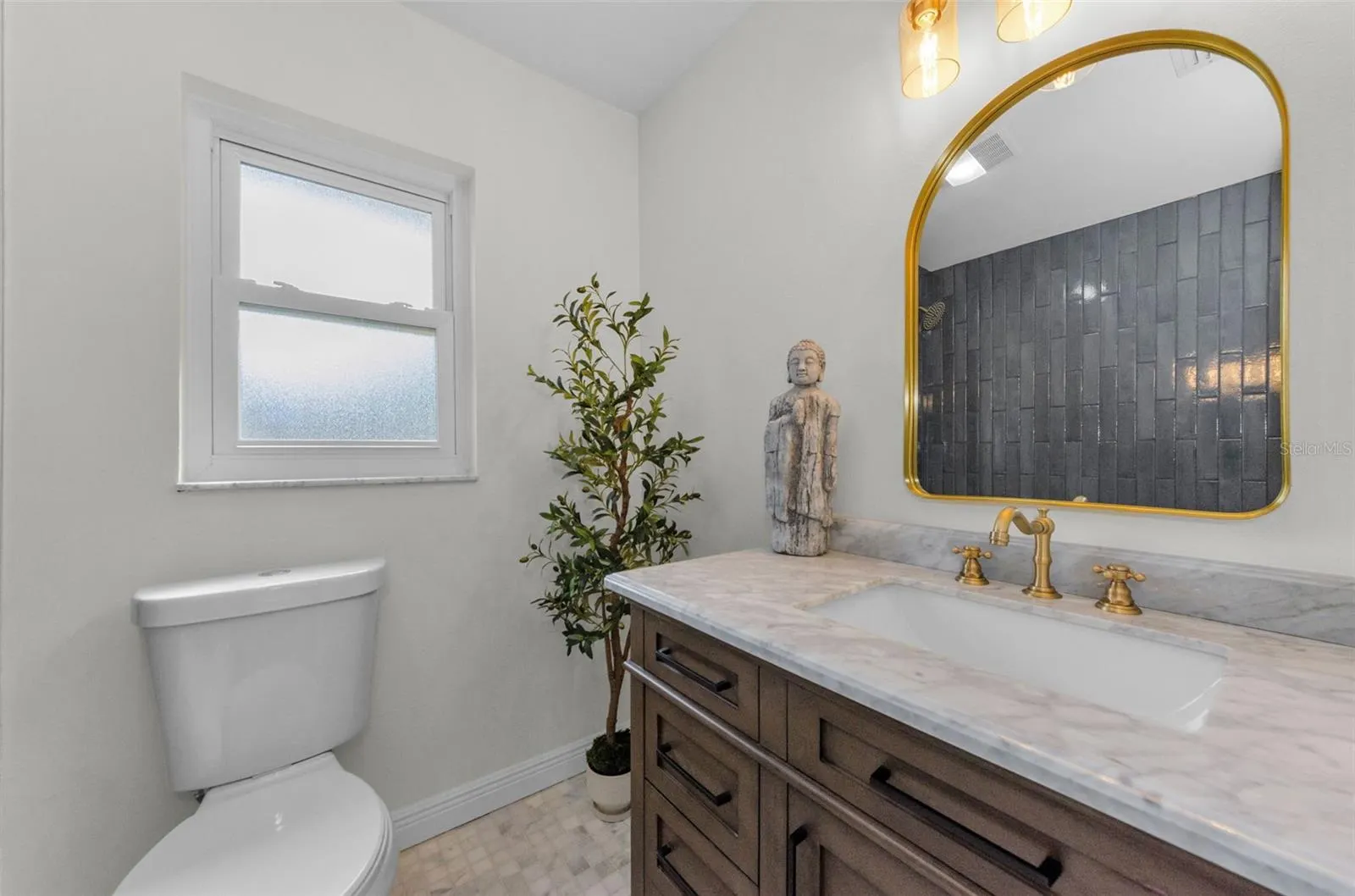 2237 SPANISH VISTAS DR