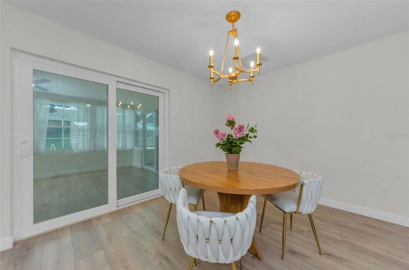 2237 SPANISH VISTAS DR
