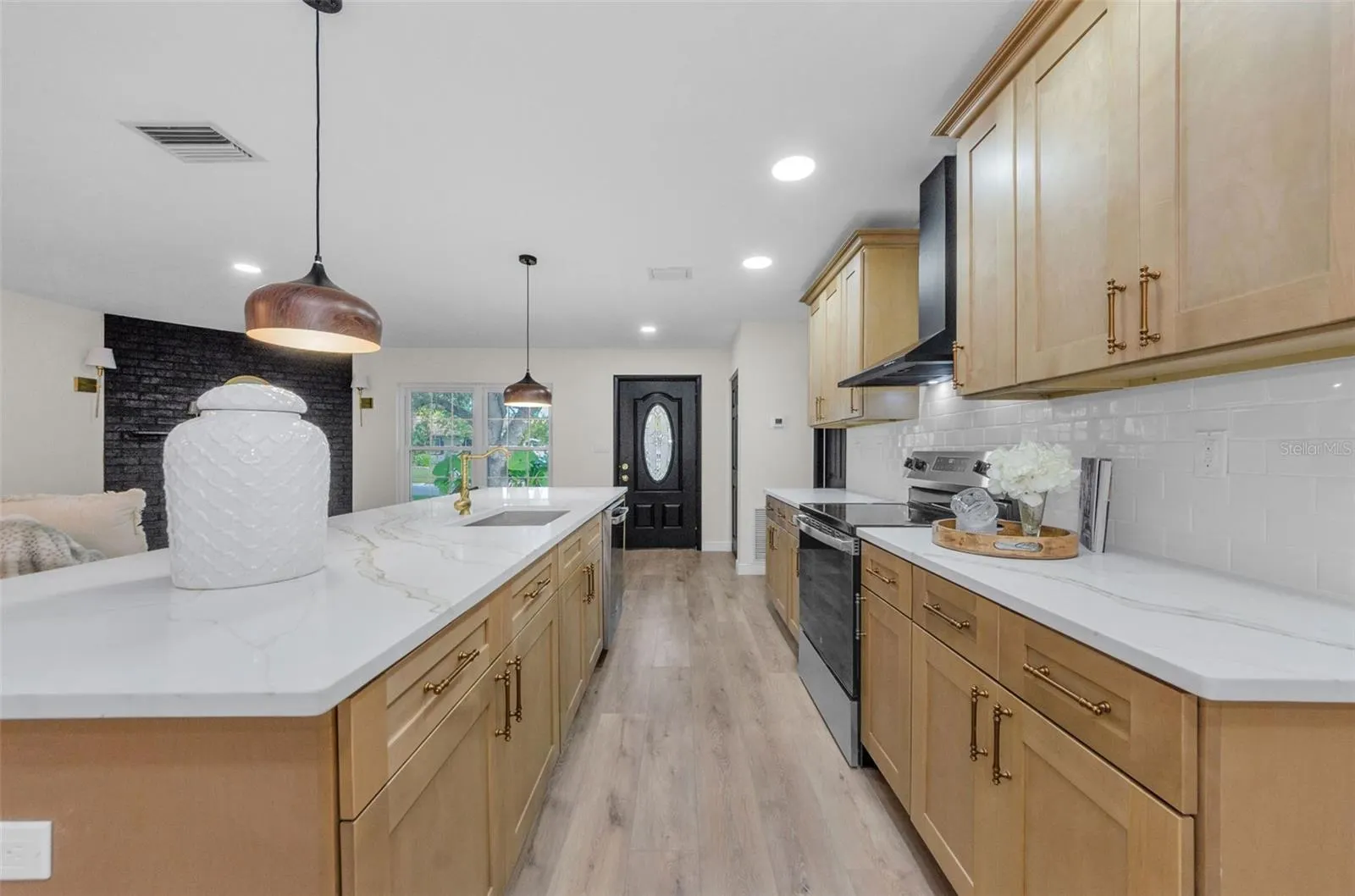 2237 SPANISH VISTAS DR