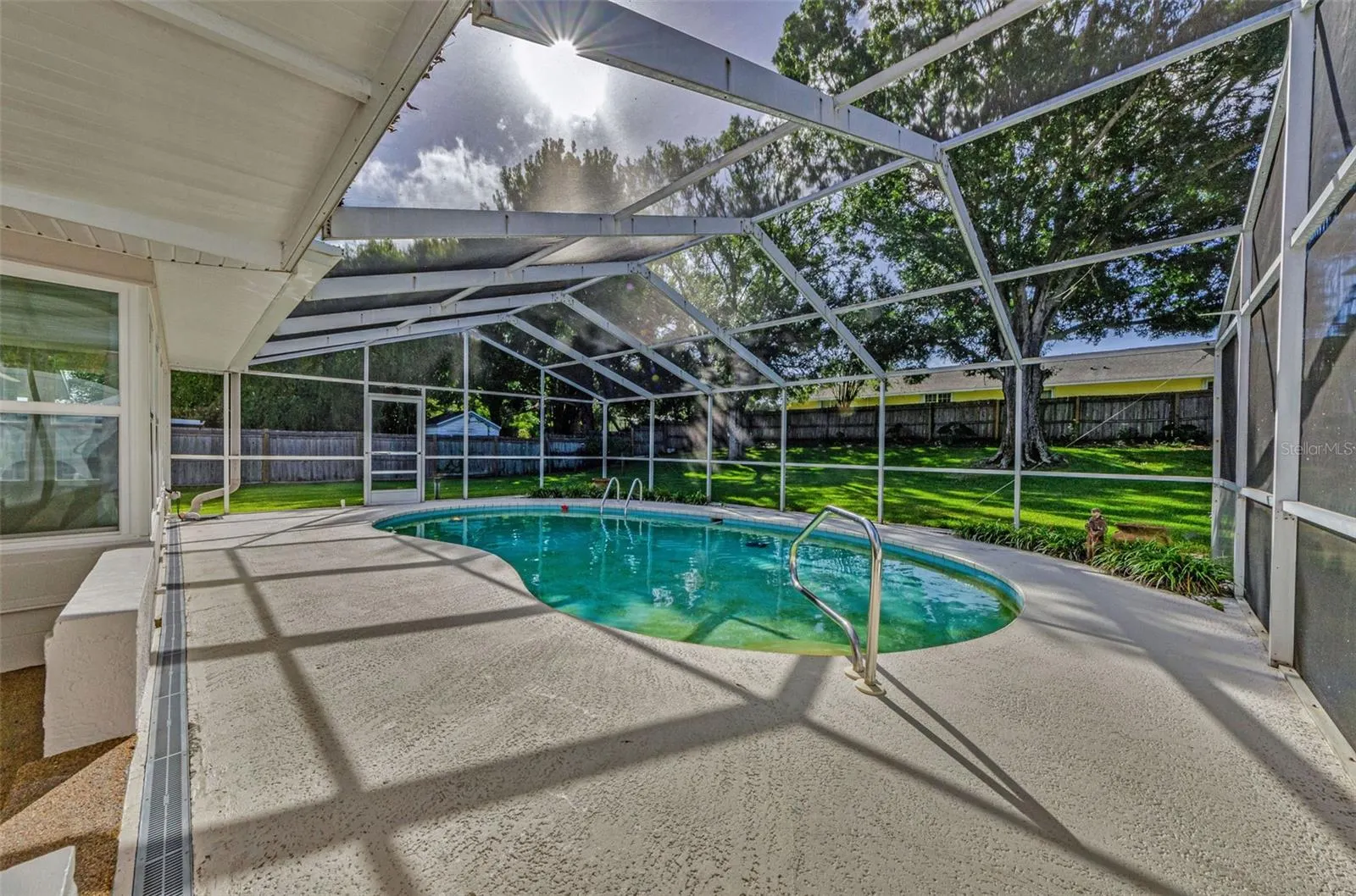 2237 SPANISH VISTAS DR