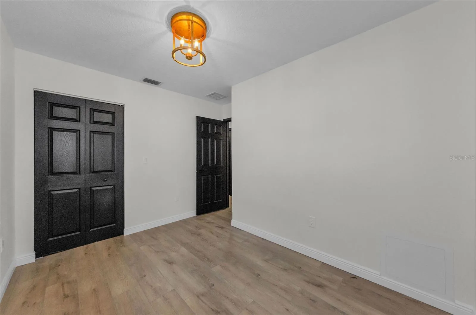 2237 SPANISH VISTAS DR