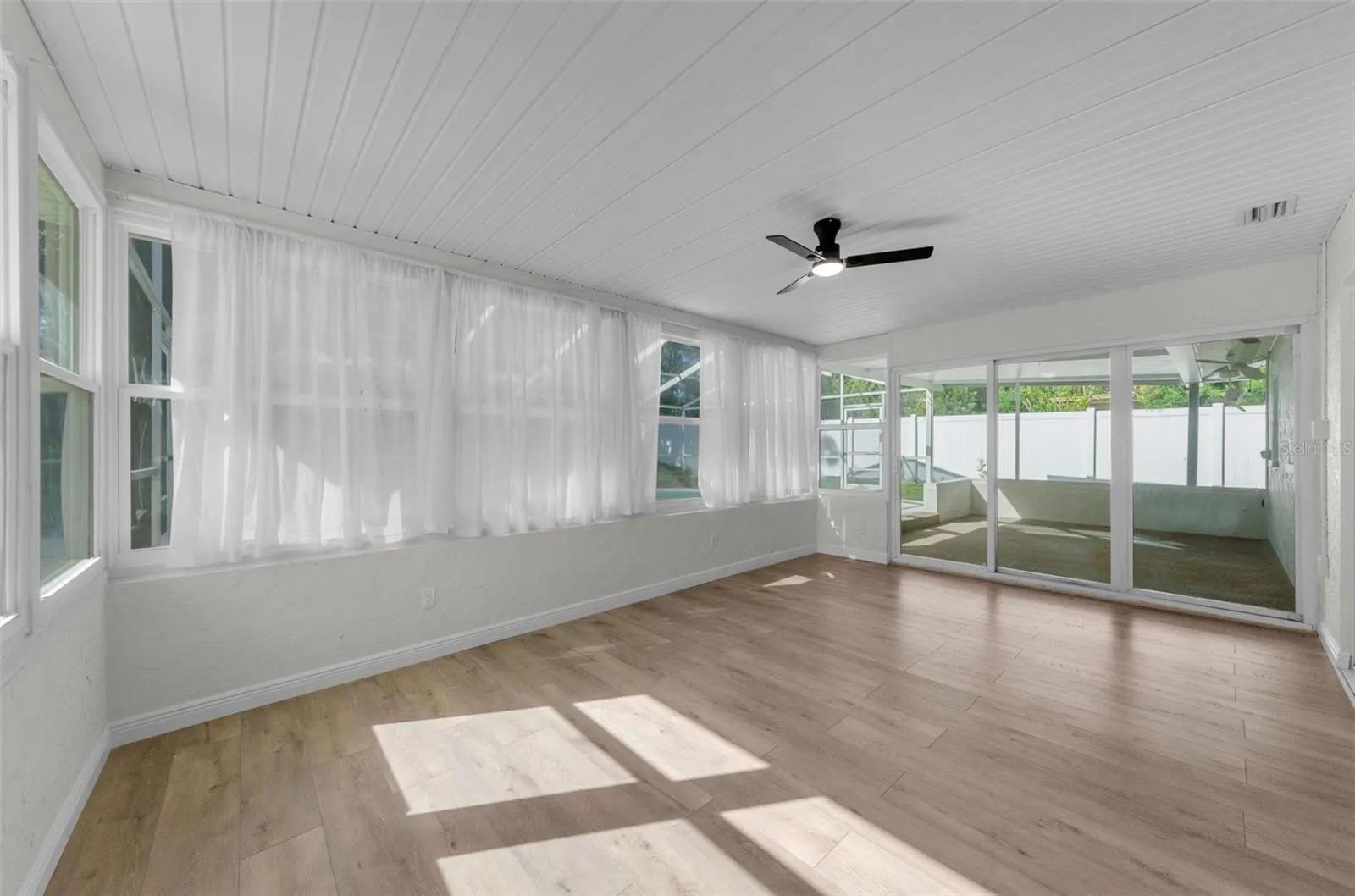 2237 SPANISH VISTAS DR