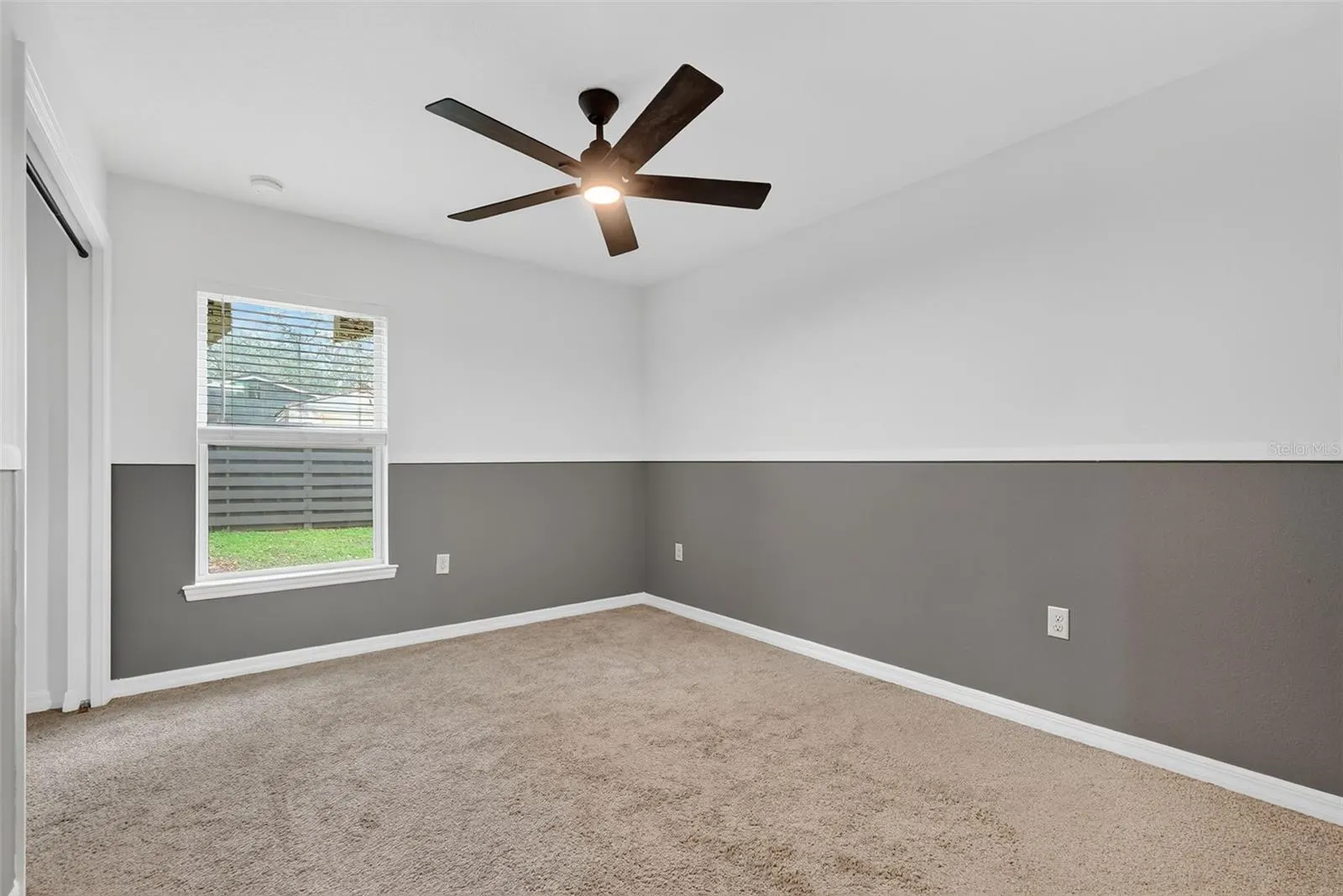 913 E ESKIMO AVE