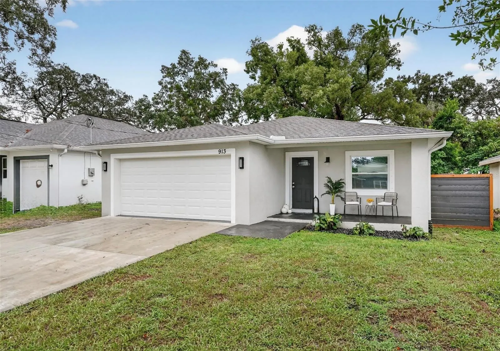 913 E ESKIMO AVE